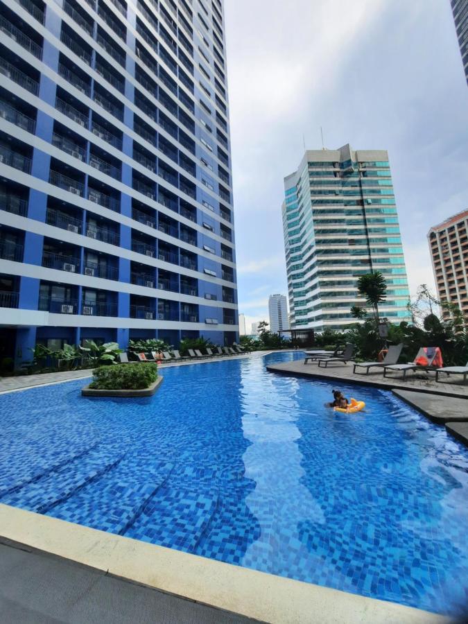 Stylish&Comfort Unit With Balcony In Air Makati Makati City Exteriér fotografie